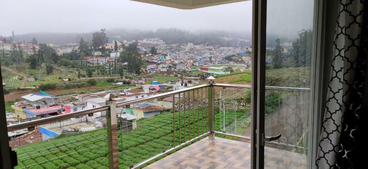 Hôtel Runs Residency à Ooty Extérieur photo